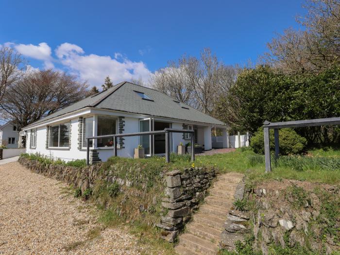 Hurdwick Lodge, Tavistock, Devon, near Dartmoor National Park, Near Tamar Valley AONB, Open plan, TV