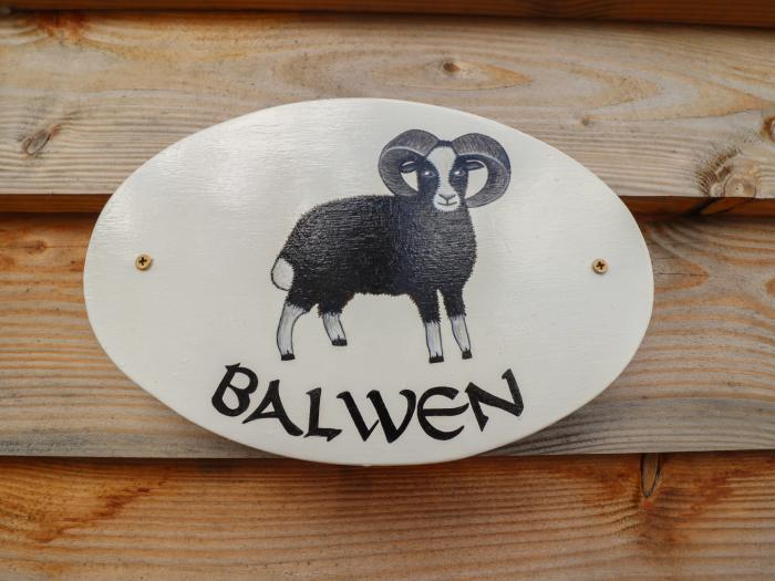 Balwen Hut, Berriew