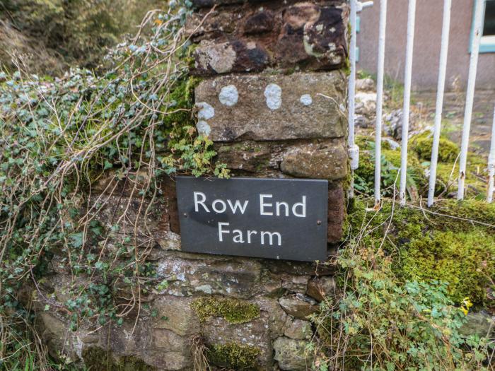 Row End farm, Brough