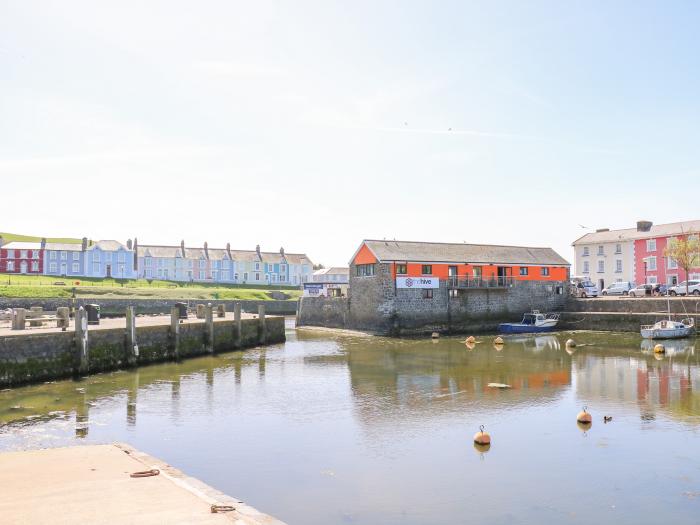 Melbourne House, Aberaeron