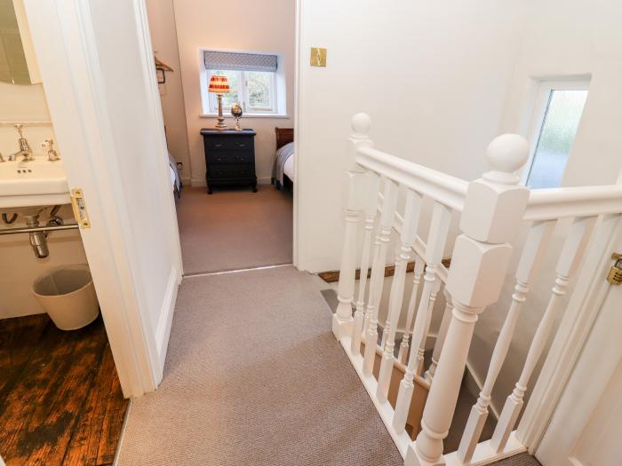 Little Lamb Cottage is near Chipping Campden, Gloucestershire. Romantic getaway. Two-bedroom cottage