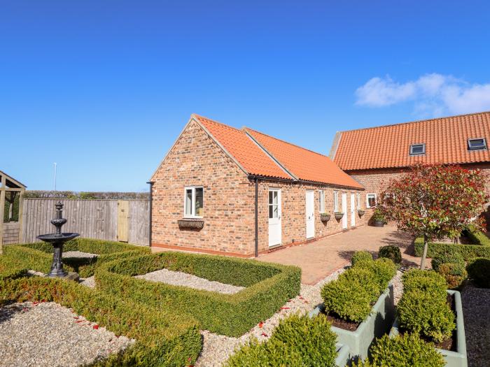Nursery Cottage, North Somercotes, Lincolnshire, Near an Area of Outstanding Natural Beauty, Gardens