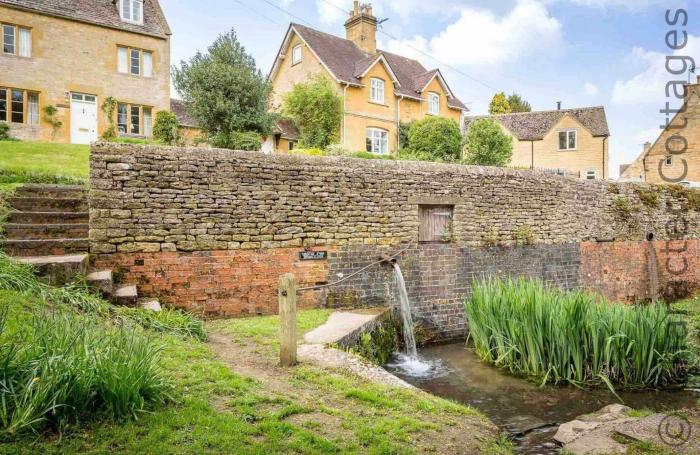 Hope Cottage, Longborough