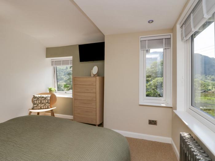 Langdale Boulders, Chapel Stile, Lake District. Over three floors. Exceptional valley views. 3-beds.