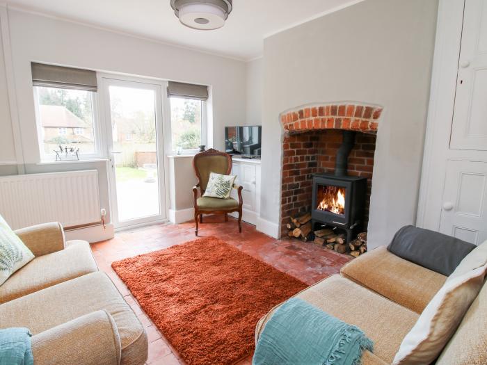 The Ferns, Ludlow, Shropshire, family-friendly, near AONB, close to amenities and river, character,