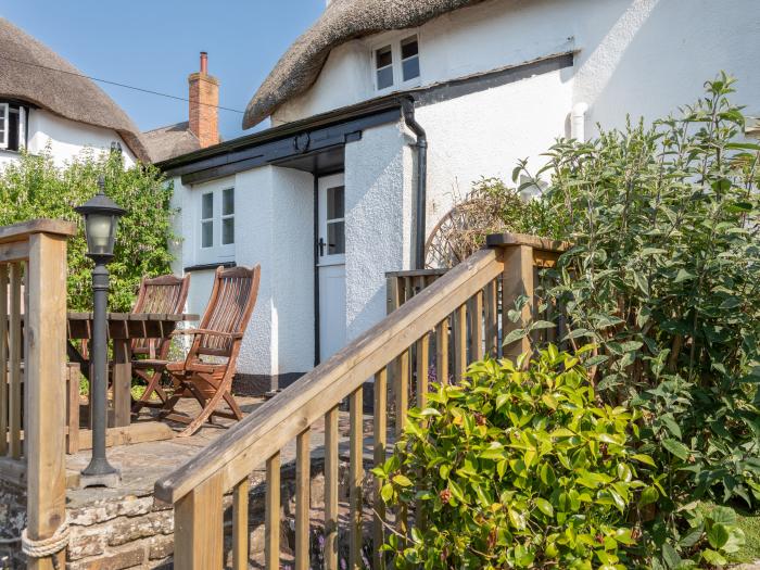 Rose Thatch, Malborough, Devon. Countryside, Near a National Park, Woodburning Stove, Cottage, Patio