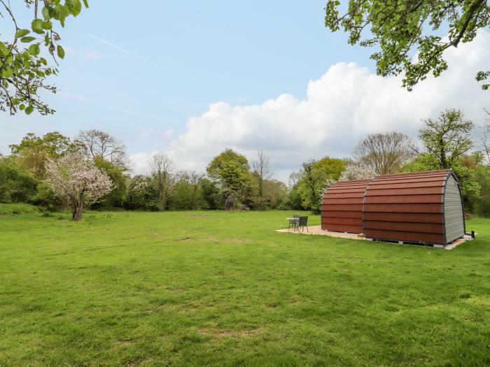 Meadow Lodge @ Berrys Place Farm, Churcham