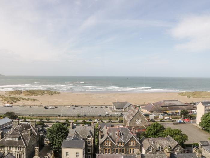 Apartment 2C, Barmouth