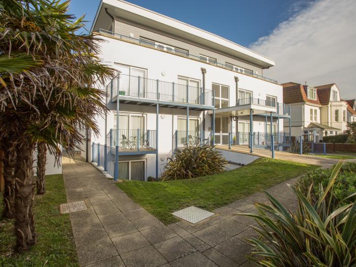 1 Blue Waters, Southbourne, Dorset