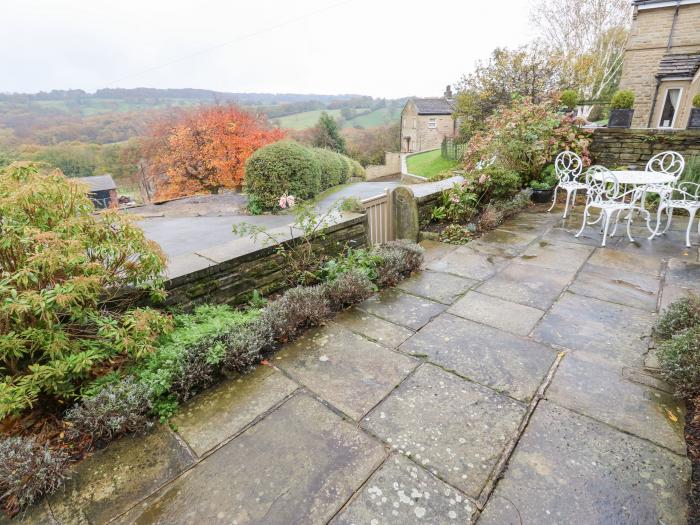 Woodlea Cottage, Almondbury