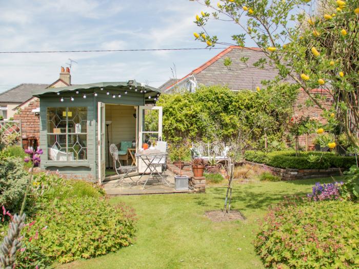 Bryn Offa cottage, Holywell