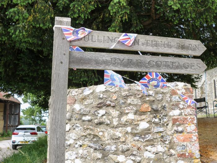 Byre Cottage 1 (1 bed), Storrington