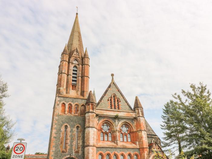 5 St. Mary's Church, Moffat, Dumfries and Galloway, converted church, first-floor apartment, parking