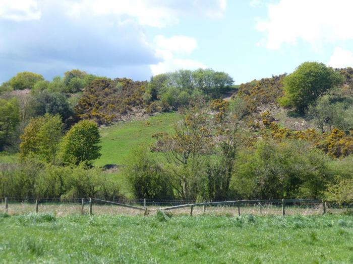 2 Church Cottages, Cloughton