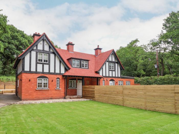 1 Golf Links Cottages, Norley, Cheshire West And Chester