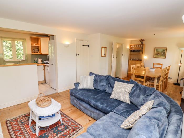 Kingfishers Cottage (6), Cotswold Water Park
