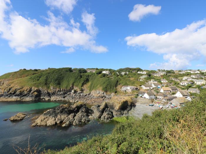 Holly Cottage, Helford