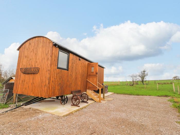 Hillcrest Shepherds Hut, Chipping