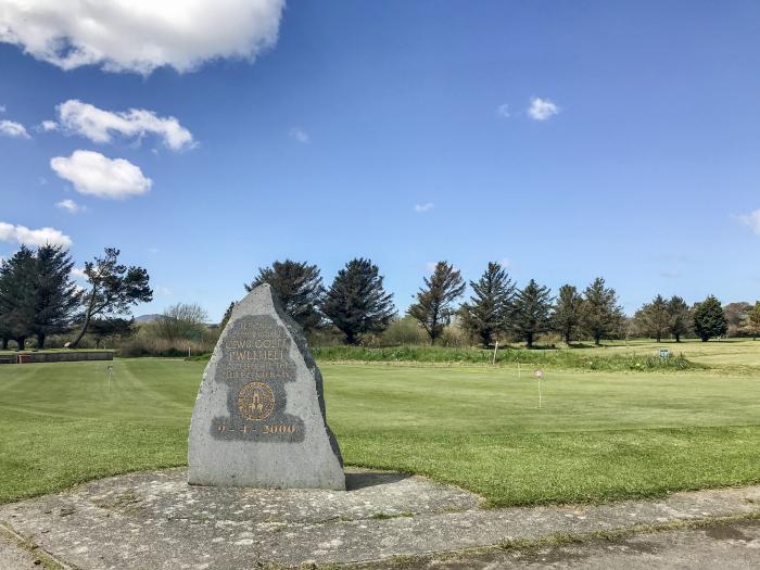 Bwthyn Byg, Llanbedrog