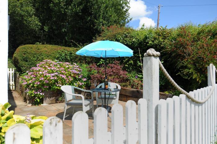 High Bullen Cottage, Morcombelake