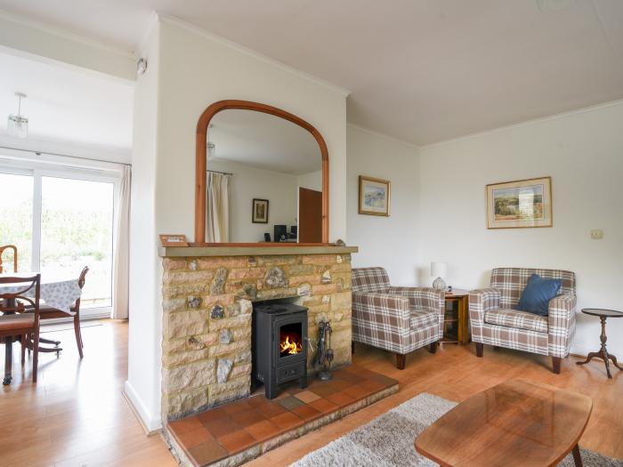 Hollycombe Cottage, Charmouth