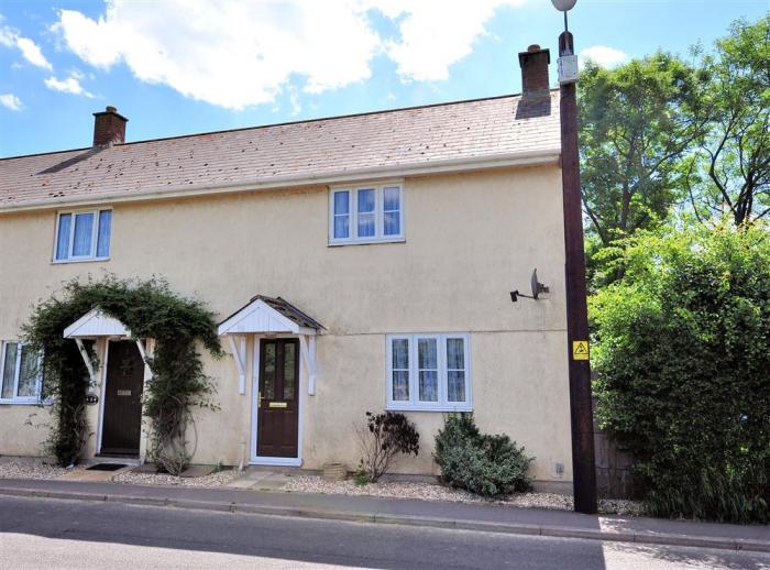 4 Riverside Cottages, Charmouth, Dorset