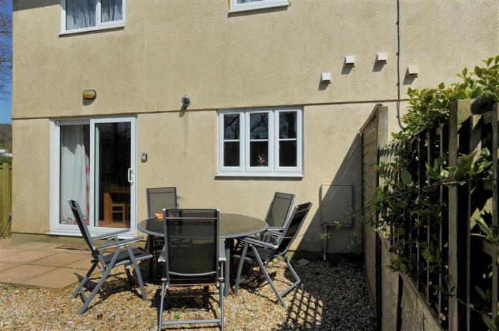 4 Riverside Cottages, Charmouth