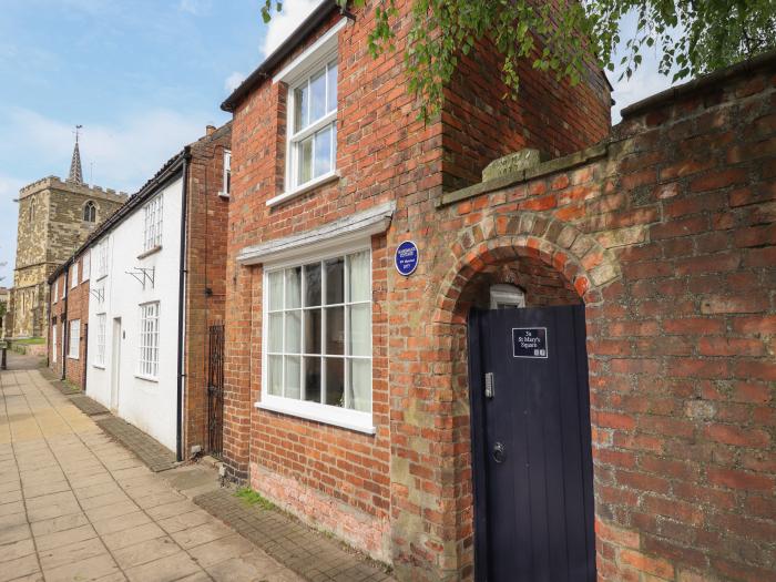 Hangmans Cottage is in Horncastle, Lincolnshire. Character. Smart TV. Woodburning stove. One bedroom