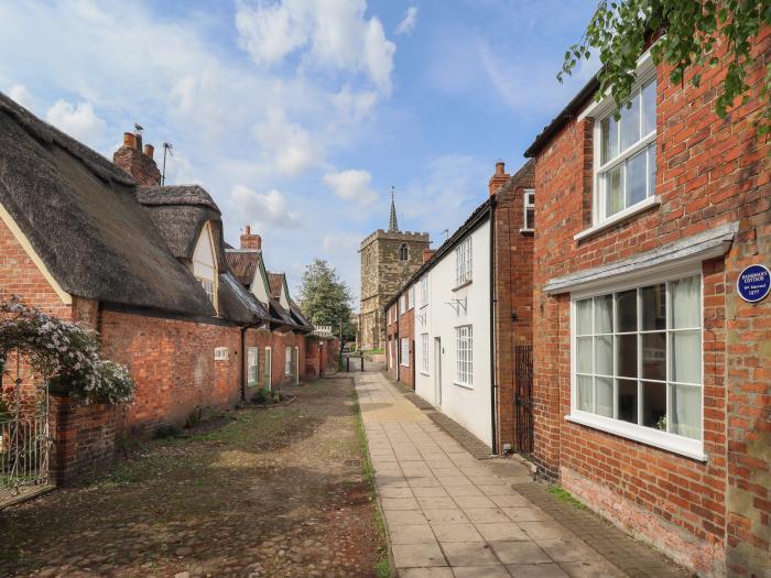 Hangmans Cottage is in Horncastle, Lincolnshire. Character. Smart TV. Woodburning stove. One bedroom