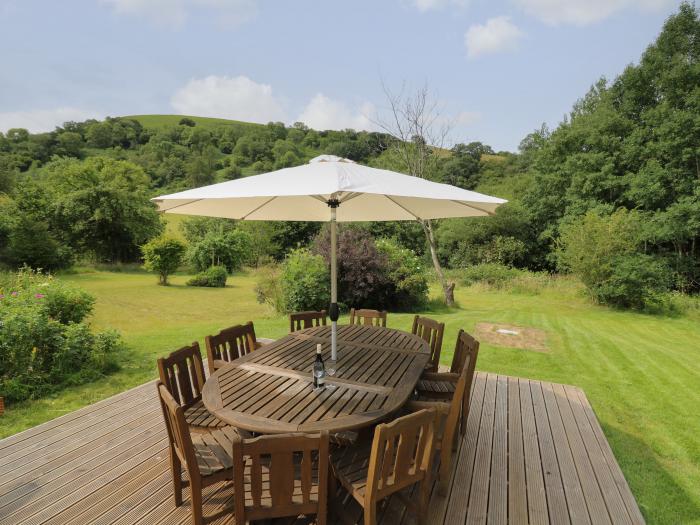 Penarth, Cregrina, near Builth Wells, Powys, in Wales. Hot tub. Smart TV. Woodburning stove. Parking