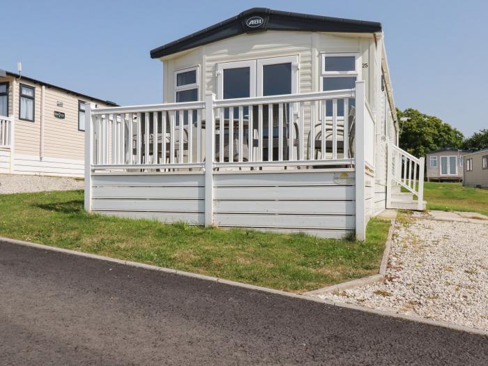 Finch 25 - Meadow Lakes Holiday Park, Polgooth, Cornwall