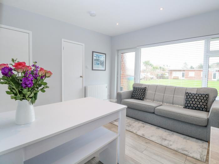 12 Siesta Mar, Mundesley, Norwich, Norfolk, East Anglia, 2-bed, Family-friendly, open-plan, close to