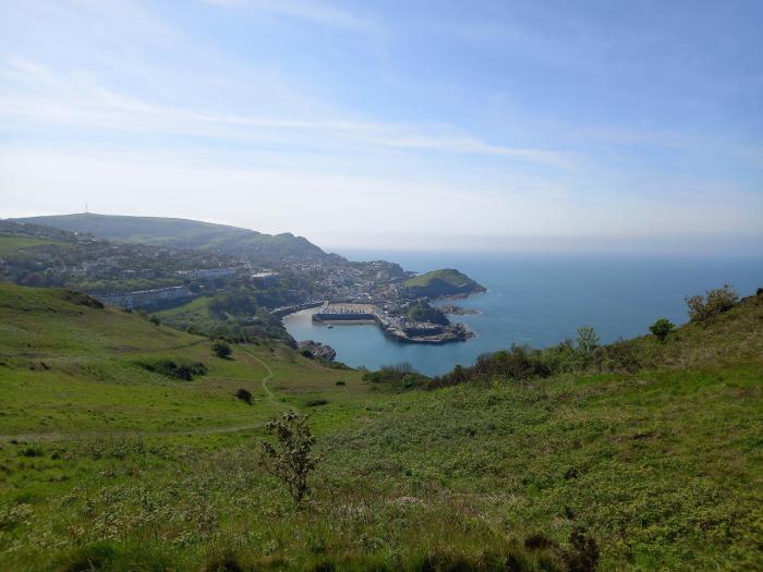 Yonda, Ilfracombe