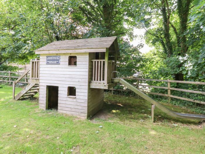 Mudgeon Cottage, Helford