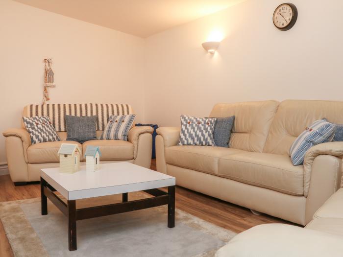 11 Cove View Apartments, Ilfracombe