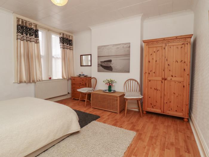 382 on the Bay is in Morecambe, in Lancashire. Ground-floor apartment, with sea views. Pet-friendly.