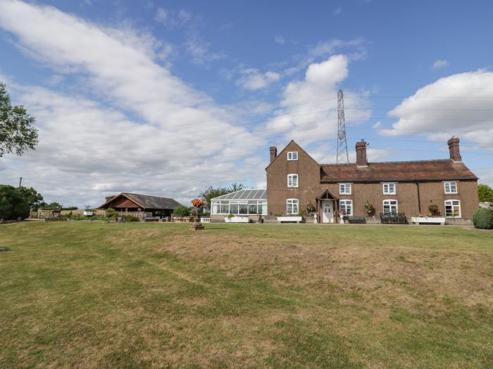 Far Coley Farm and Kilnhurst Log Cabin, Great Haywood