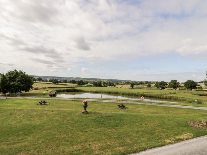 Far Coley Farm and Kilnhurst Log Cabin, Great Haywood