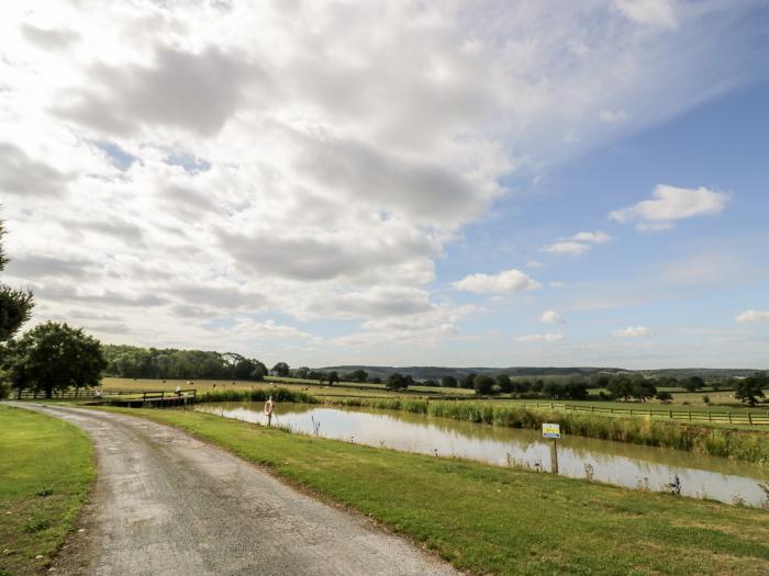 Far Coley Farm and Kilnhurst Log Cabin, Great Haywood