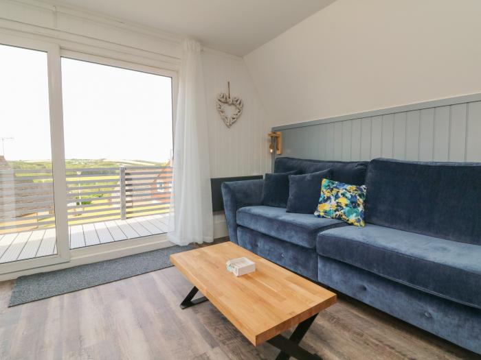 La Bella Vista, Kilkhampton, Cornwall. Decking with furniture. Off-road parking. Pet-friendly.