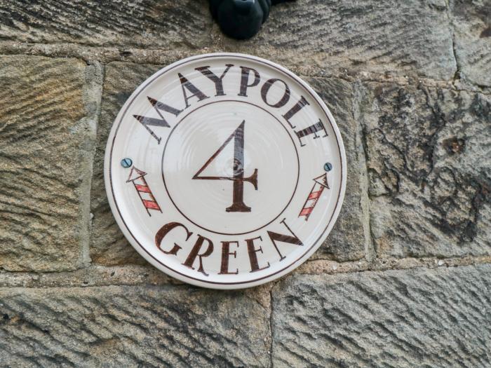 4 Maypole Green, Fylingthorpe