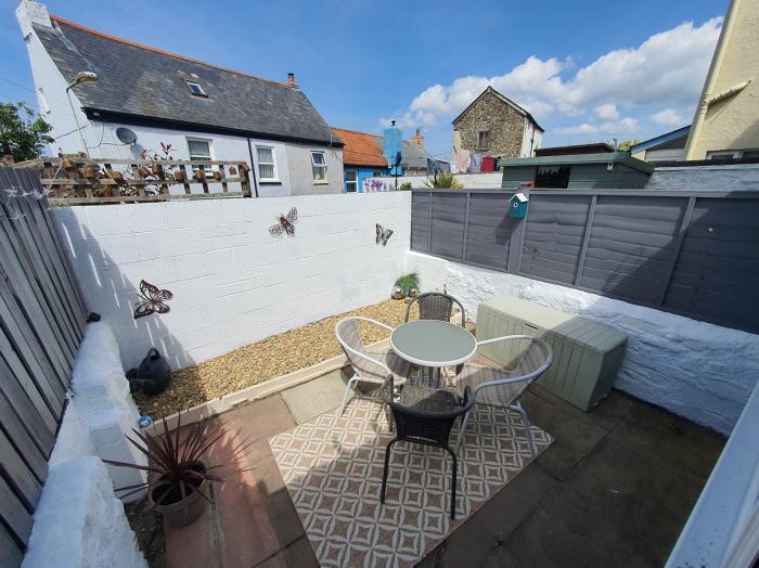Cross Street in Northam, Devon. Child-friendly. Pet-friendly. Enclosed courtyard. Character. 2-bed.