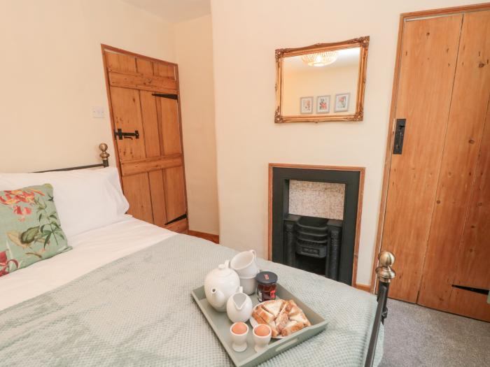 Bay Tree Cottage, Pickering, North Yorkshire. Near a shop and pub. Set over three floors. 2 bedrooms