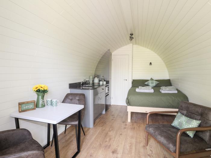 Tyddyn Parthle Pod 1 in Bontnewydd, Gwynedd. Studio-style pod, ideal for couples. Countryside views.