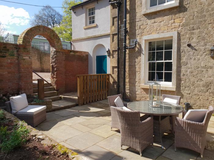 Cotton Mill Cottage, Cuckney, Nottinghamshire, pet-friendly, ground-floor apartment, family-friendly