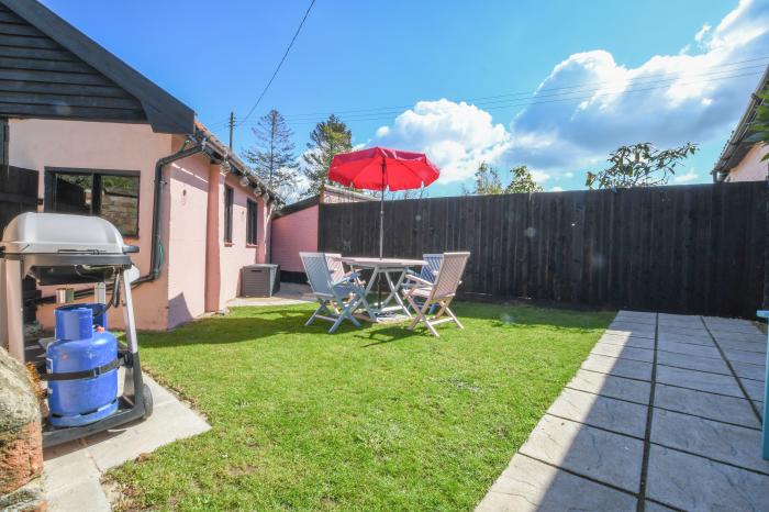 Pink Cottage, Stradbroke, Stradbroke