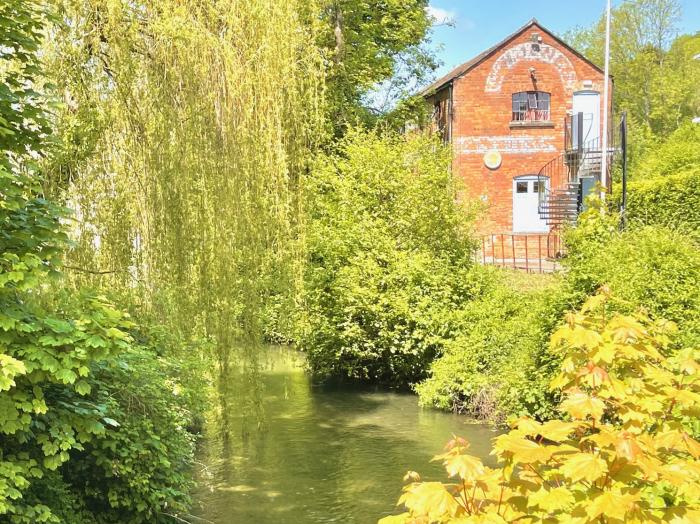 Lakeside Mill Cottage in Nailsworth, Cotswolds. In an AONB. Off-road parking. 2bed