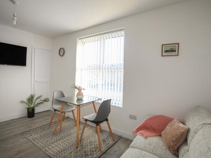 Port Apartment 1, Holyhead