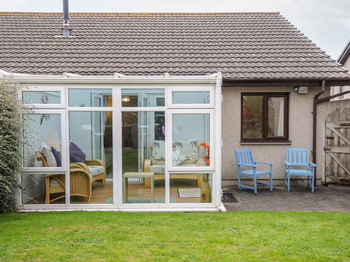 St. Albans, Boscastle, Cornwall. Bungalow. Situated near the coast. Off-road parking. Electric fire.