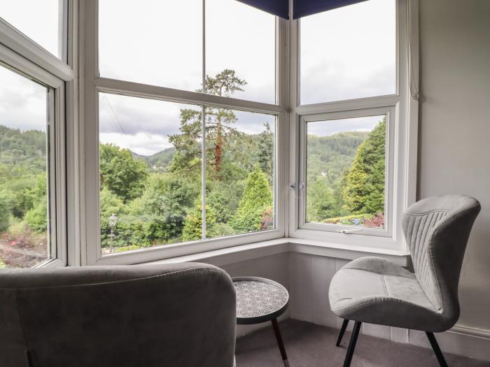 Bron Celyn 4 bed is in Betws-Y-Coed, Conwy. Four-bedroom home enjoying rural views. In National Park